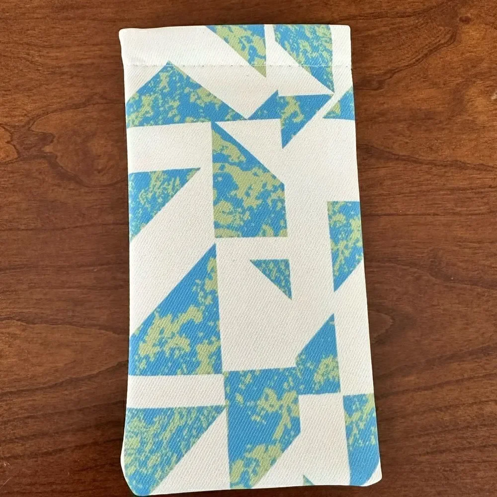 New Soft Glasses Case Pouch. Snap Closure. Soft interior with attached cloth